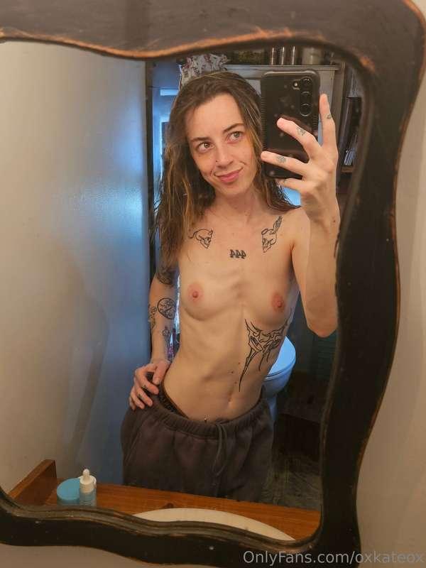 Goodmorning, you're welcome 🥰😏