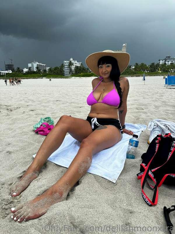Feeling like a beach goddess🥵😈
