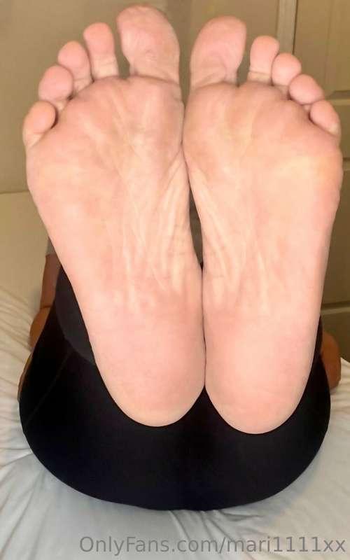 👣❤️💋