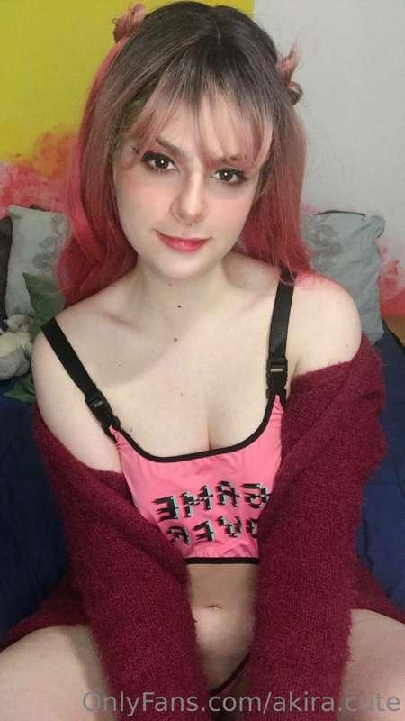 feeling cute here lol 😁😁😍