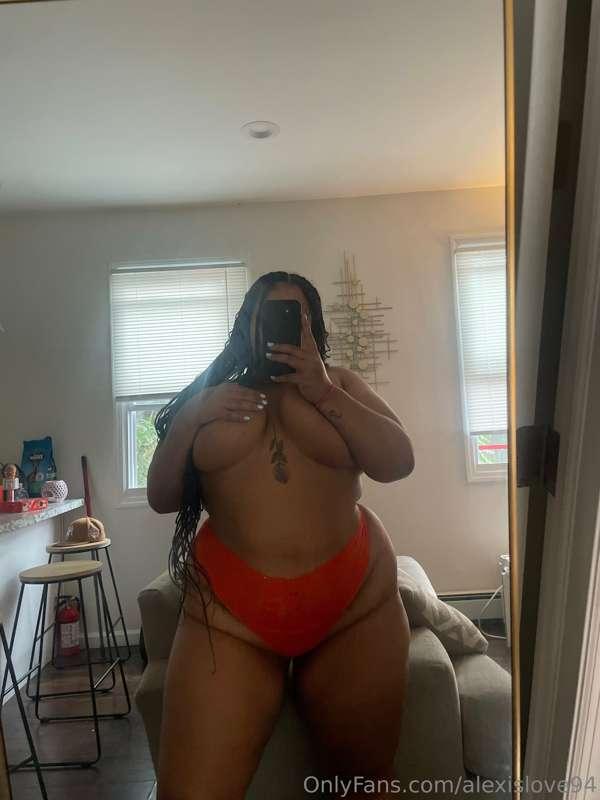 Send a tip to see it all OFF 😘