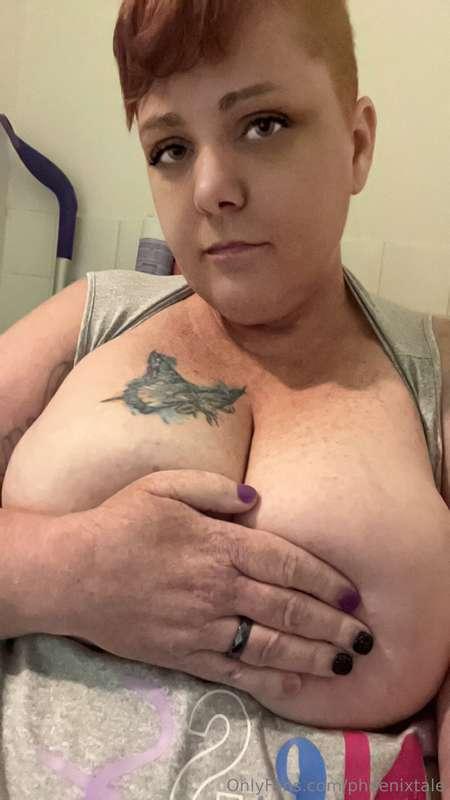 Sensual Sunday! Where you unlock the post to see if I look s..