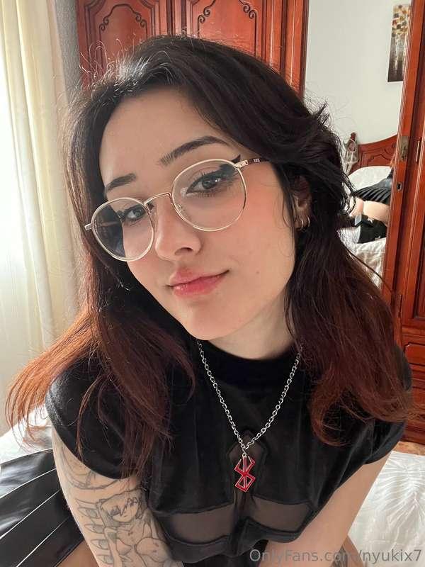 Debería hacer algún live por aquí?🙈💖