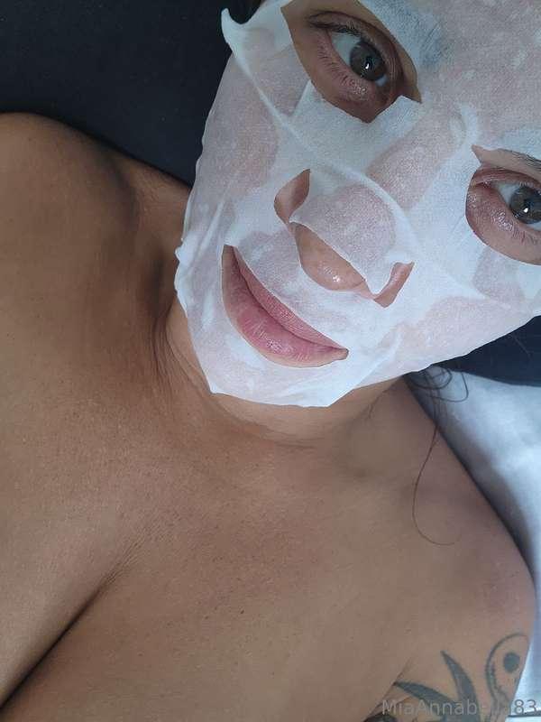 Hydration is key to looking 26 forever lol