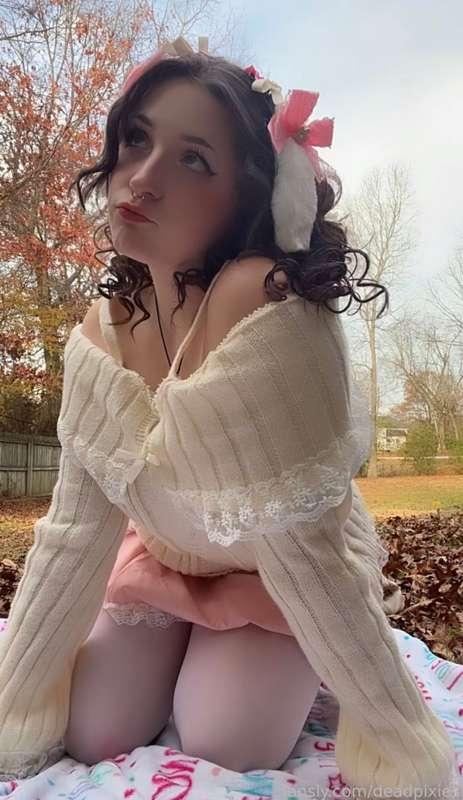 deadpixie image #0