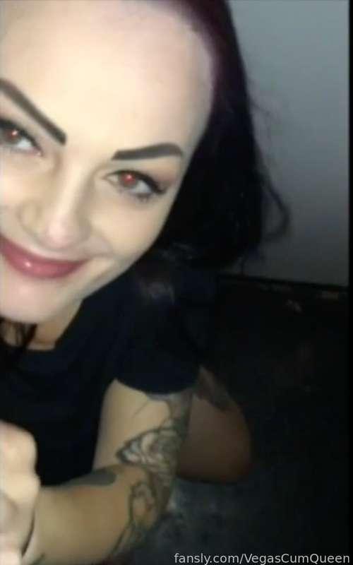 vegascumqueen image #1