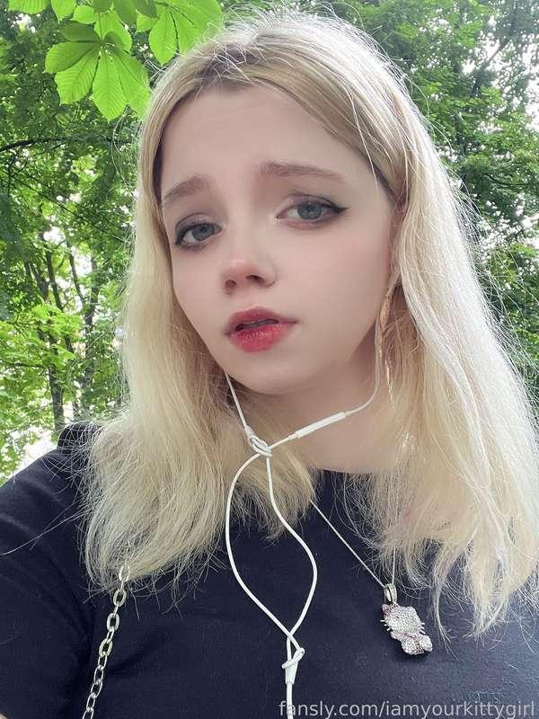 iamyourkittygirl image #1