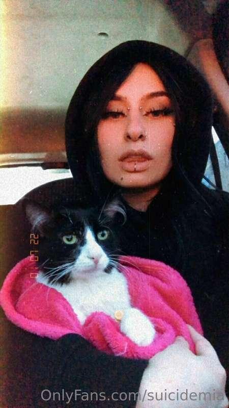 ## Show me how much you love my very cute pussy 🥰