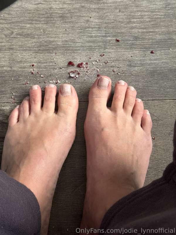 Nail polish off 