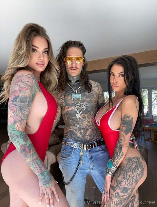 𝟑𝐬𝐮𝐦 𝐰𝐢𝐭𝐡 𝐦𝐚𝐫𝐫𝐢𝐞𝐝 𝐜𝐨𝐮𝐩𝐥𝐞🔥 🧍🏼‍♀️👫🏻
in this video I fuck my fr..