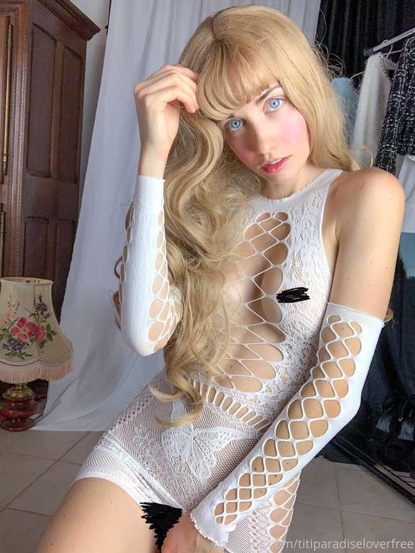 Uncensored pic on my paid account - @titiparadiselover - & m..