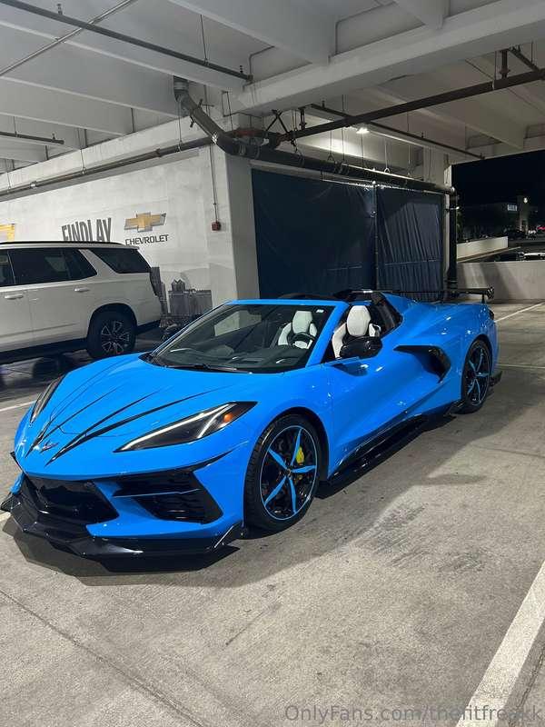 I went with the Vette lol
