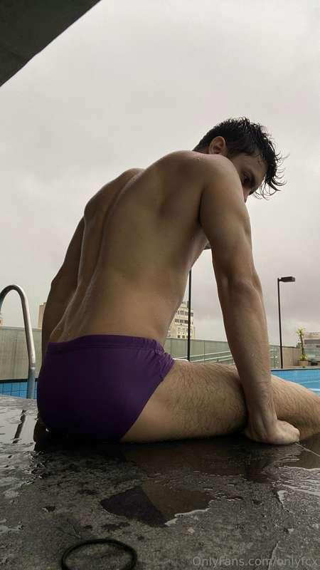 Fui pegar uma piscininha hoje e deu tesao