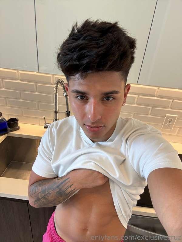 you like what you're seeing? 🤭