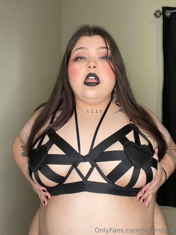 🖤🕸️🐦‍⬛🕸️🖤