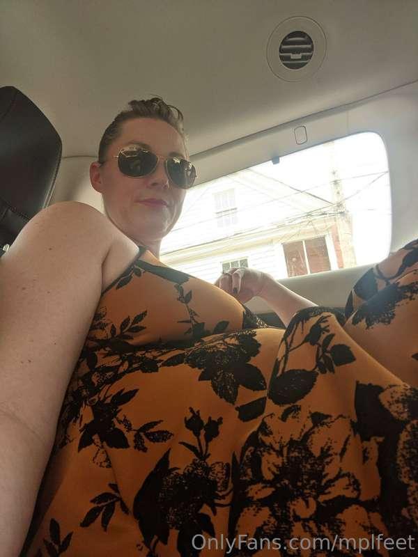 It's Friday I got dressed up where you taking me?
Best be cl..