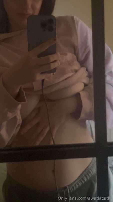 ILL BE POSTING TODAY! on my period eugh but im gonna cosplay..