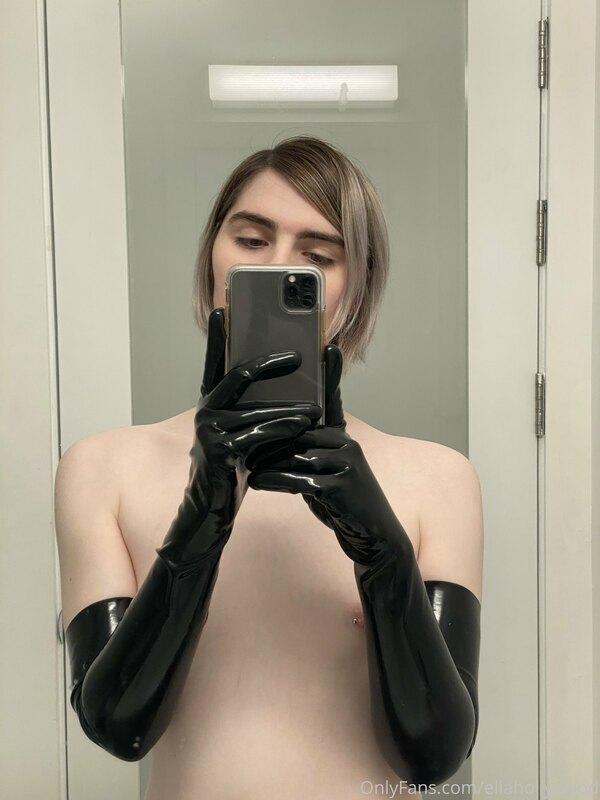 New latex! Getting a leather corset and latex thigh highs to..