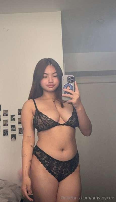 innocent face paired with a dirty mind = perfection 🤭