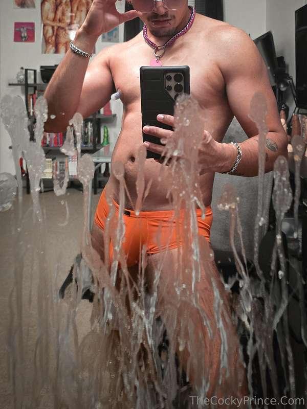 Spermed my dong twice tonight! Haven't cummed this hard in a..