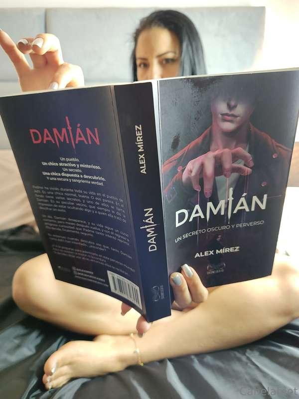 Do you want me to read a story to you?😈