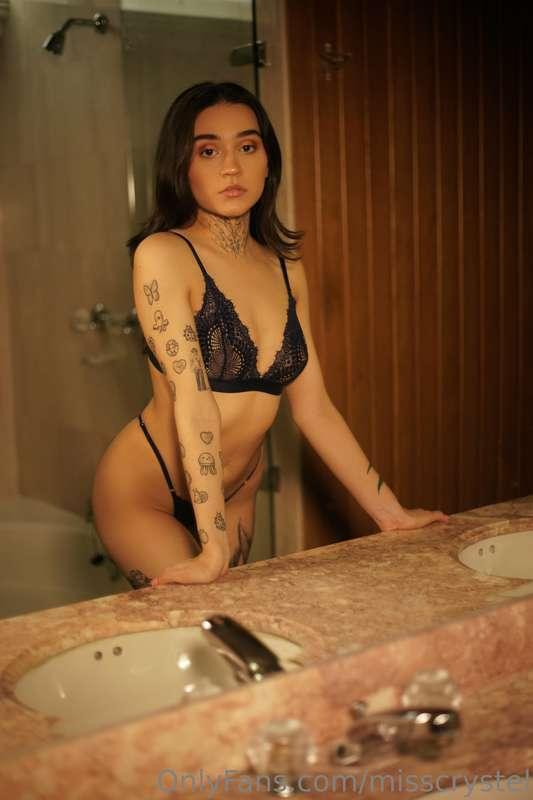 feeling fierce and fabulous in this sultry lingerie - who's ..