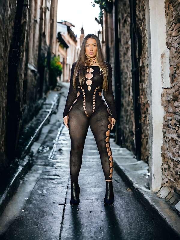 Last Chance to see my hottest ever Catsuit in your inbox x
