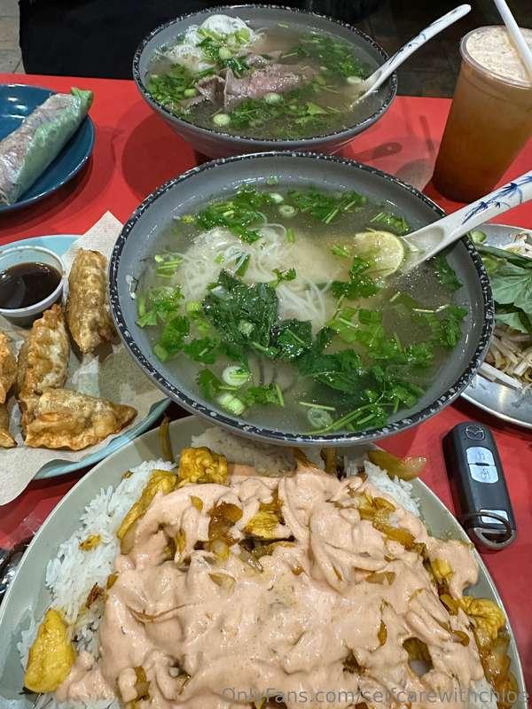 Omg this was soooo yummy 😋 who knows the name of this dish? ..