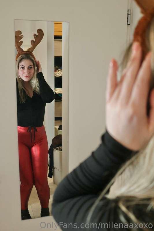 Big-Boobed Naughty Reindeer is at it Again..🙈 Do you Want to..