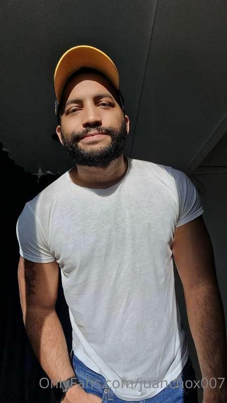 I also wear clothes 😘