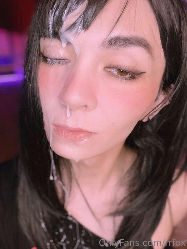 would you rather cum on me or in me??? <3