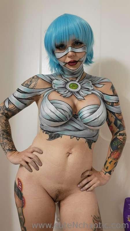 I'm working on getting all of my previous bodypaint wash off..