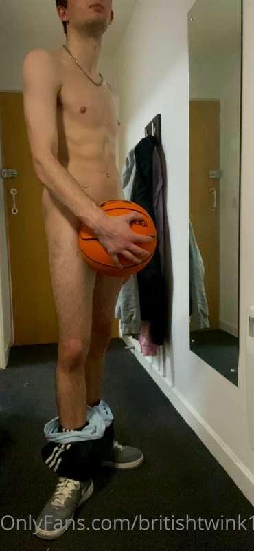 britishtwink18 image #0