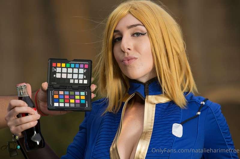 Vault Hoe BTS