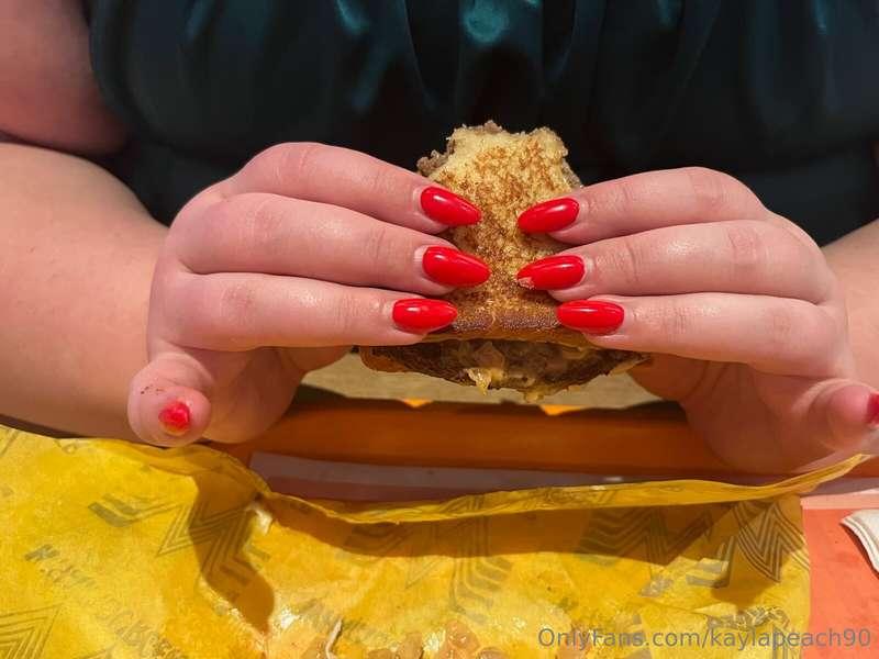 Would you like to see more videos of me eating?