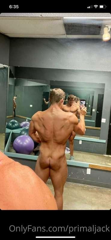 Throwback to last year, missing the shredz!