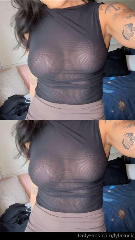 Do you like my top? 🤠