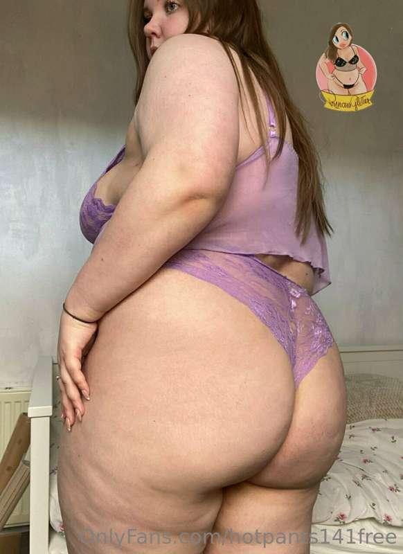 i just had to share her page with you!! my new juicy british..