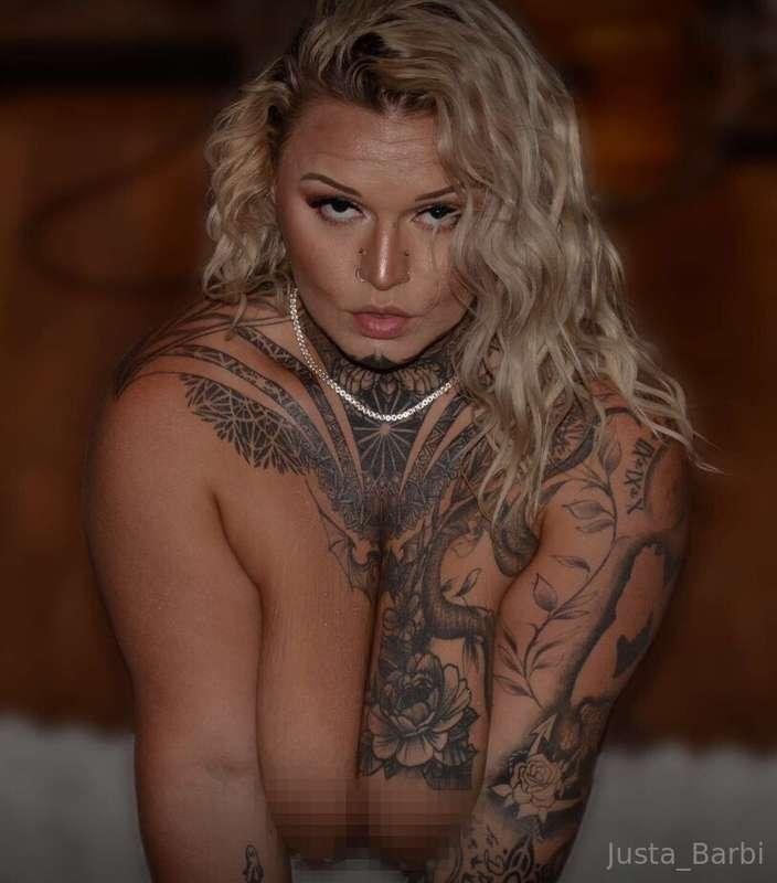 Imagine ur 🍆 lubed up and between my 🍒 🥵🥴