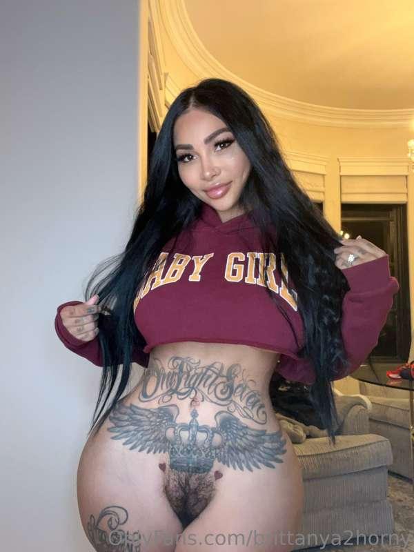 Put your cum on my boobies now!