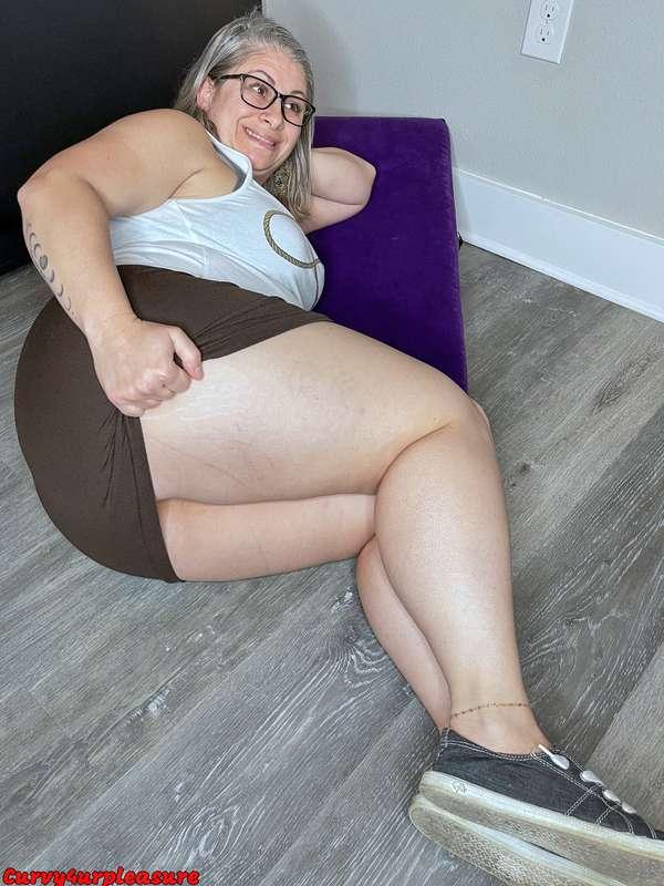 Such a fun photoshoot posing for multiple cameras at the sam..