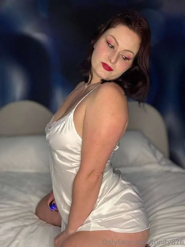 Hump day!!! 🤭 hope your week is going amazing! 😘