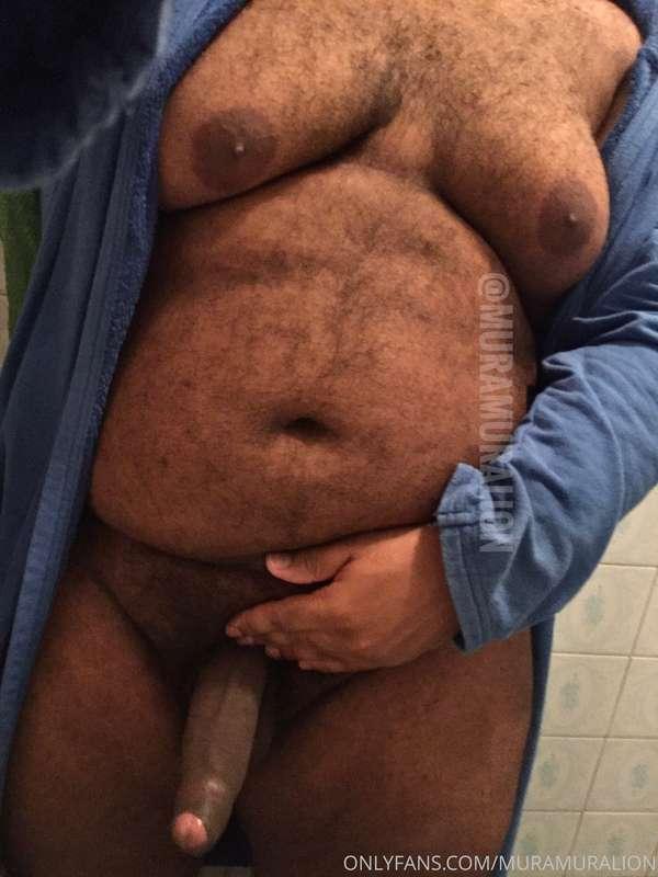 Been a while since I poste some after shower pics, god my bo..