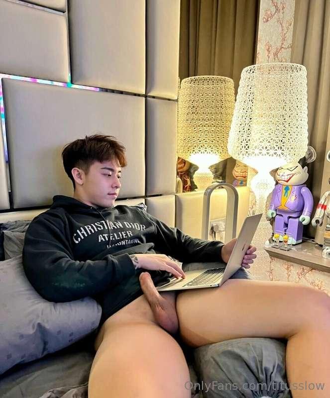 Wanna have some fun babe?🤤