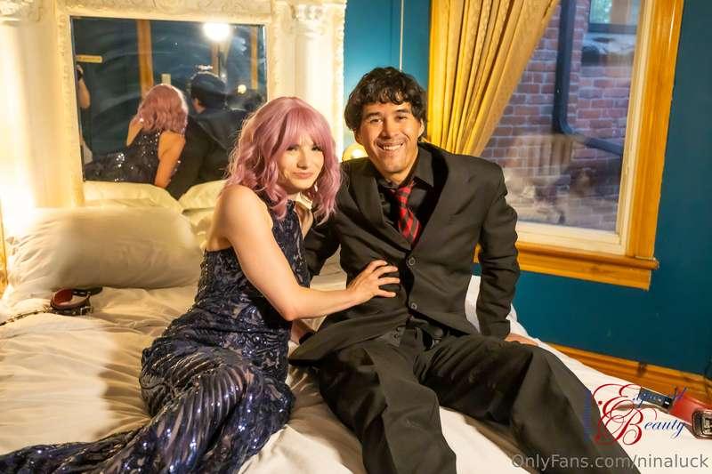 We snuck away from a party at a mansion to make sexy videos ..