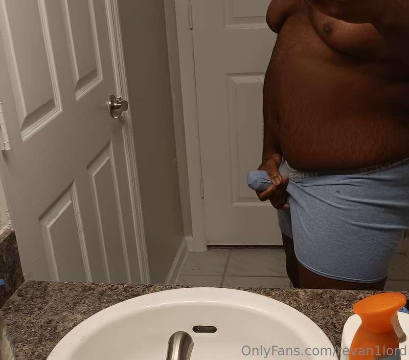 Took these at the new place. Felt like a million bucks in th..