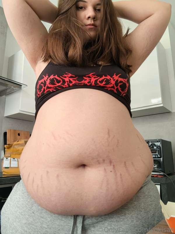 Why do I have to have so many stretch marks?! Do you like th..
