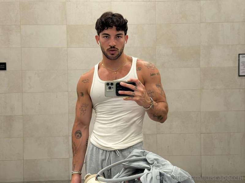 Wanna see what I’ve got under these grey sweats after a hard..