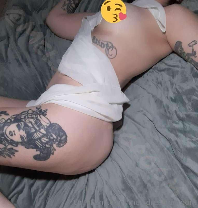 Hey there, my loves. 😘 I have a couple spots left open for m..