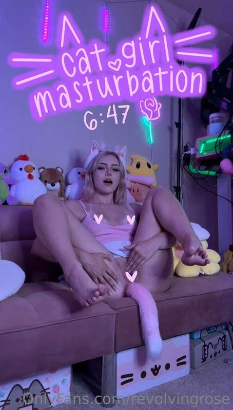 🐱 **Pink Cat Girl Solo Masturbation Video** 🎀 $20 (6:47)
*DM..
